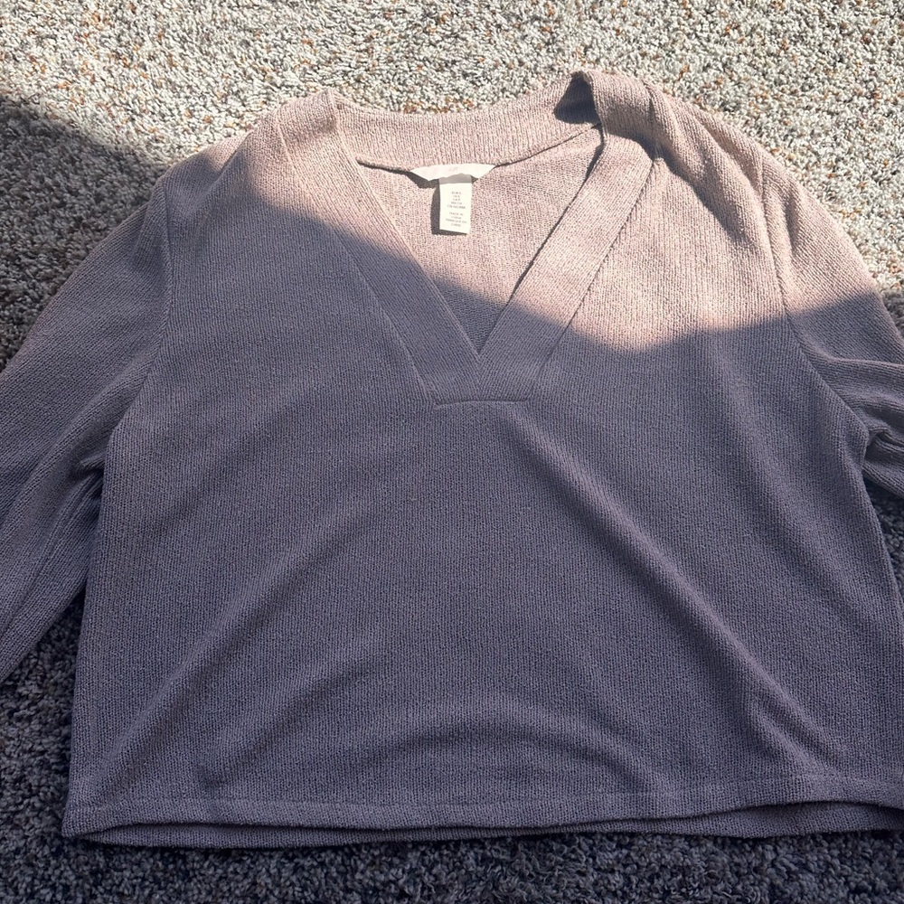 H&M lightweight beige sweater